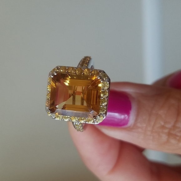 Cocktail Ring - Picture 5 of 5